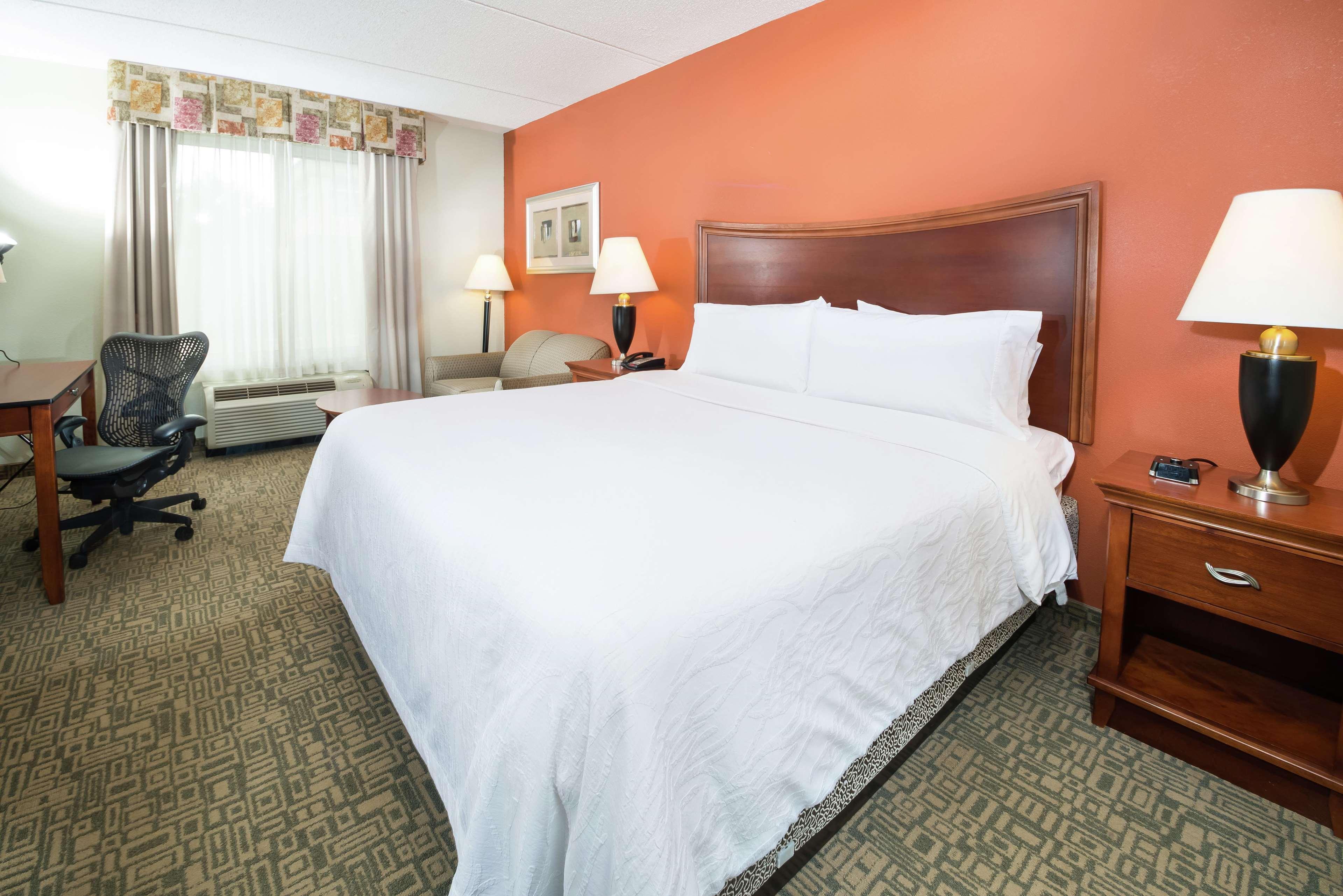 Hilton Garden Inn Fayetteville/Fort Bragg Exterior foto