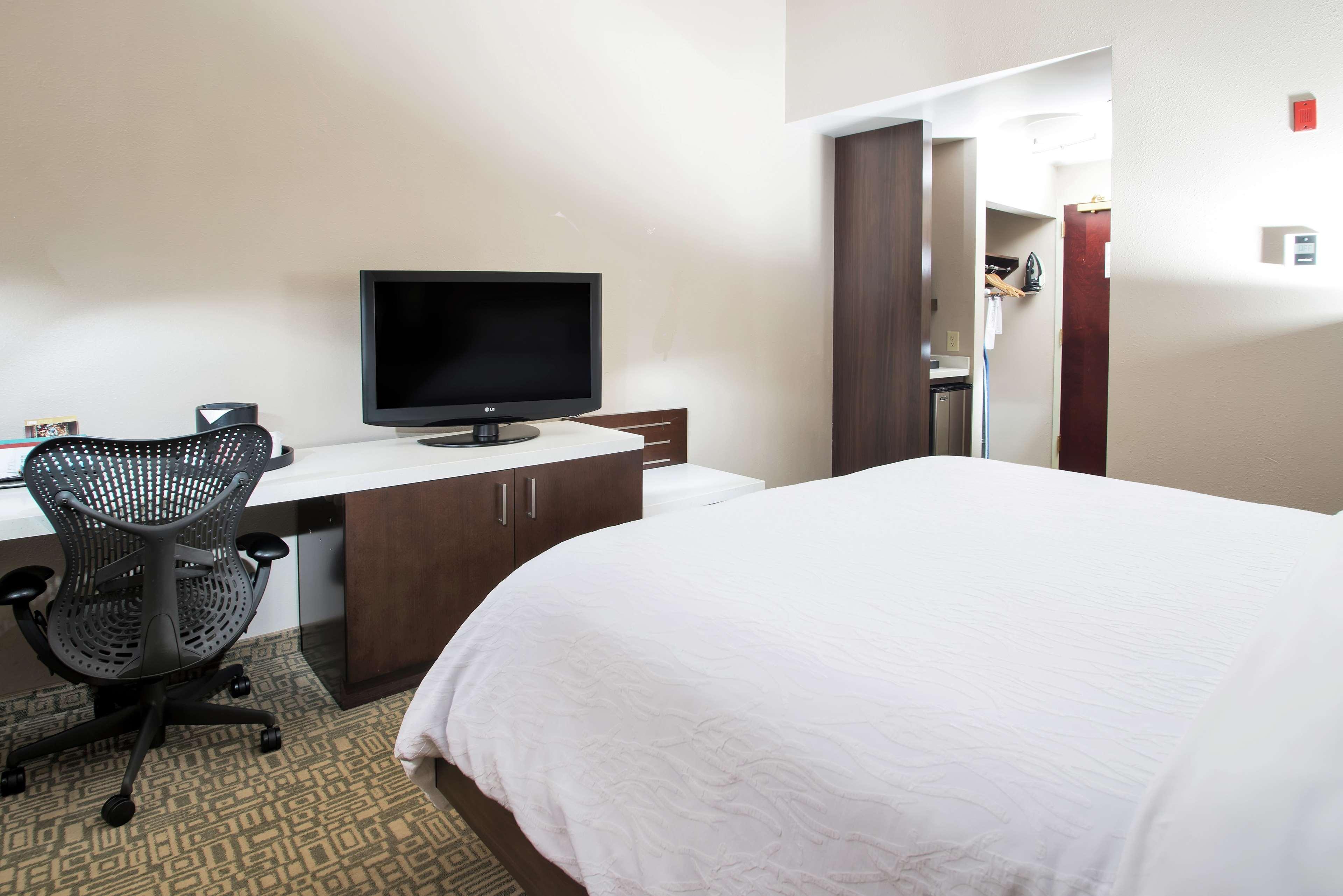 Hilton Garden Inn Fayetteville/Fort Bragg Exterior foto